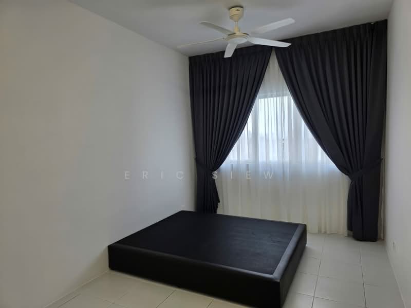Kondominium untuk Disewa di Residensi Sateria - Eric Siew - Bedroom - PropertyGuru.com.my
