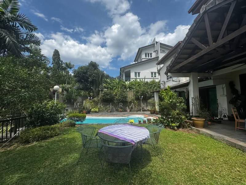 Bungalow House untuk Dijual di Ampang (Selangor) - Mahirah . - Garden - PropertyGuru.com.my