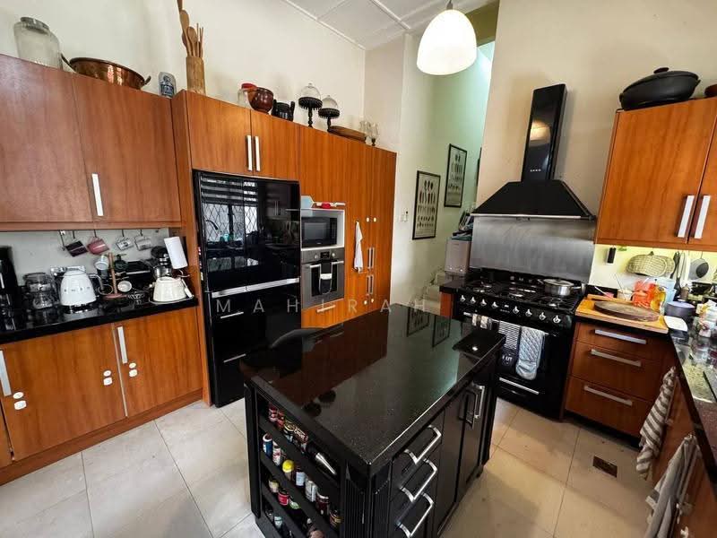 Bungalow House untuk Dijual di Ampang (Selangor) - Mahirah . - Kitchen - PropertyGuru.com.my