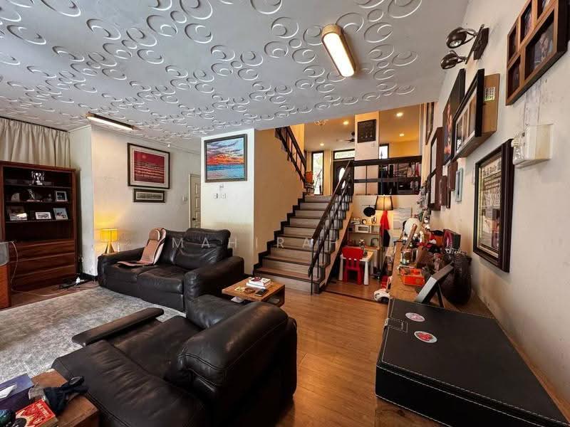Bungalow House untuk Dijual di Ampang (Selangor) - Mahirah . - Living Room - PropertyGuru.com.my