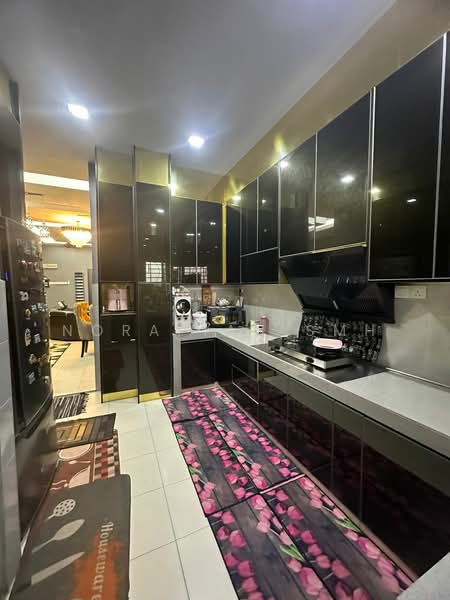2-storey Terraced House for Sale in Klang (Selangor) - Norafian SMH - Kitchen - PropertyGuru.com.my