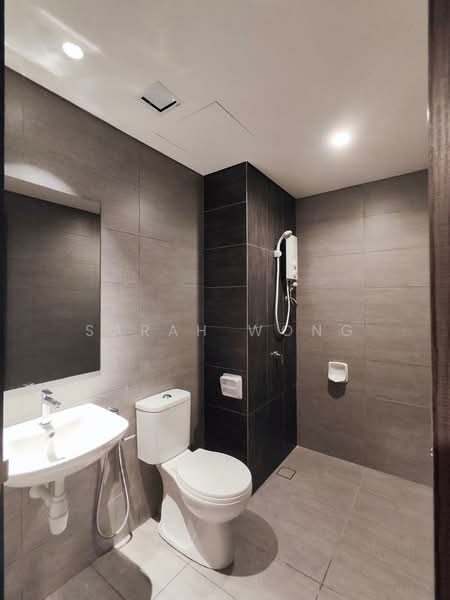 Apartment for Rent at The New Duo @ Edumetro - Sarah Wong - Bathroom - PropertyGuru.com.my