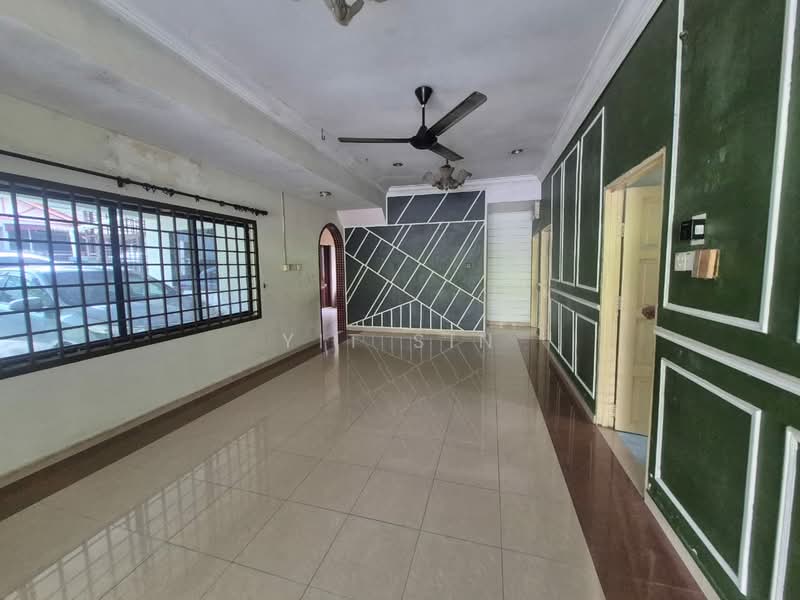 1-storey Terraced House for Rent in Kulai (Johor) - Yit Sin - Living Room - PropertyGuru.com.my