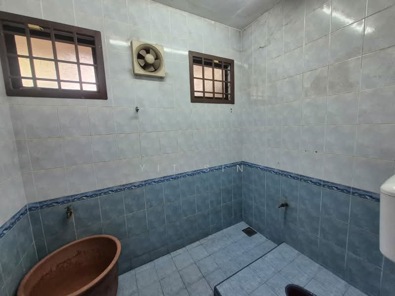 1-storey Terraced House for Rent in Kulai (Johor) - Yit Sin - Bathroom - PropertyGuru.com.my