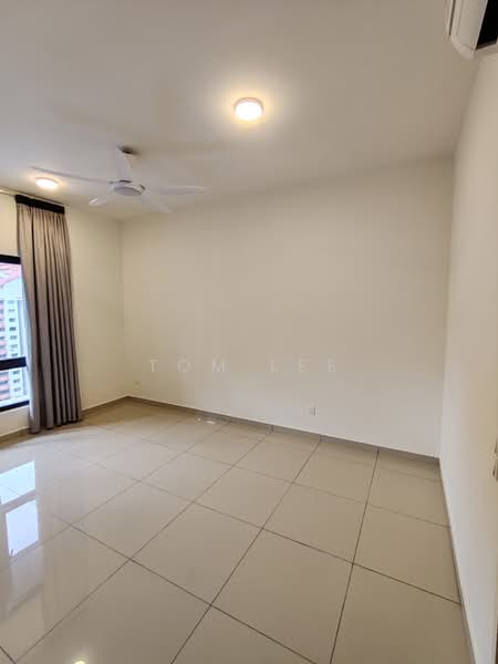 Service Residence for Sale at D'Cosmos Residences - Tom Lee - Interior - PropertyGuru.com.my