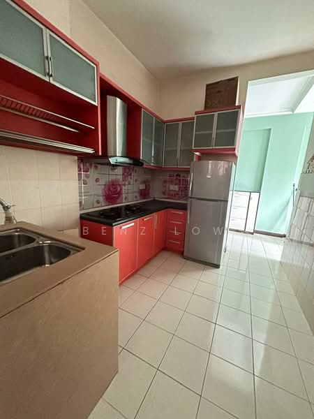 Apartment for Rent at Tar Villa - Benz Low - Kitchen - PropertyGuru.com.my