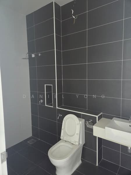 Terraced House for Sale in Kota Masai (Pasir Gudang) - Daniel Yong - Bathroom - PropertyGuru.com.my
