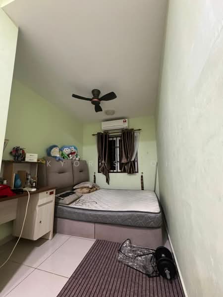 Rumah Teres untuk Dijual di Taman Mutiara Rini (Skudai) - Kyoris Loh - Bedroom - PropertyGuru.com.my
