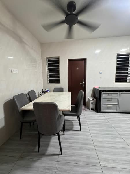 Rumah Teres untuk Dijual di Taman Mutiara Rini (Skudai) - Kyoris Loh - Dining Room - PropertyGuru.com.my