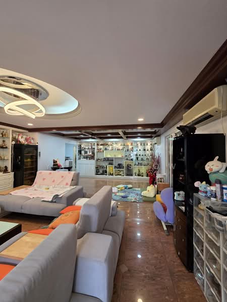 Semi-Detached House for Sale in Taman Setiawangsa (Setiawangsa) - Yanny Siow - Living Room - PropertyGuru.com.my
