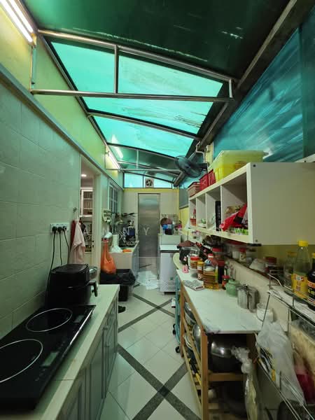 Semi-Detached House for Sale in Taman Setiawangsa (Setiawangsa) - Yanny Siow - Kitchen - PropertyGuru.com.my
