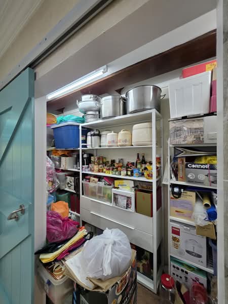 Semi-Detached House for Sale in Taman Setiawangsa (Setiawangsa) - Yanny Siow - Utilities Room for Kitchen Storage - PropertyGuru.com.my
