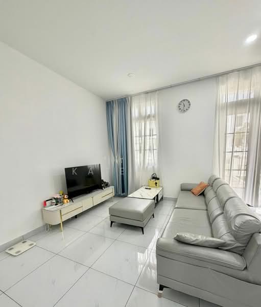 2.5-storey Terraced House for Rent in Iskandar Puteri (Nusajaya) (Johor) - Kate Tee - Living Room - PropertyGuru.com.my