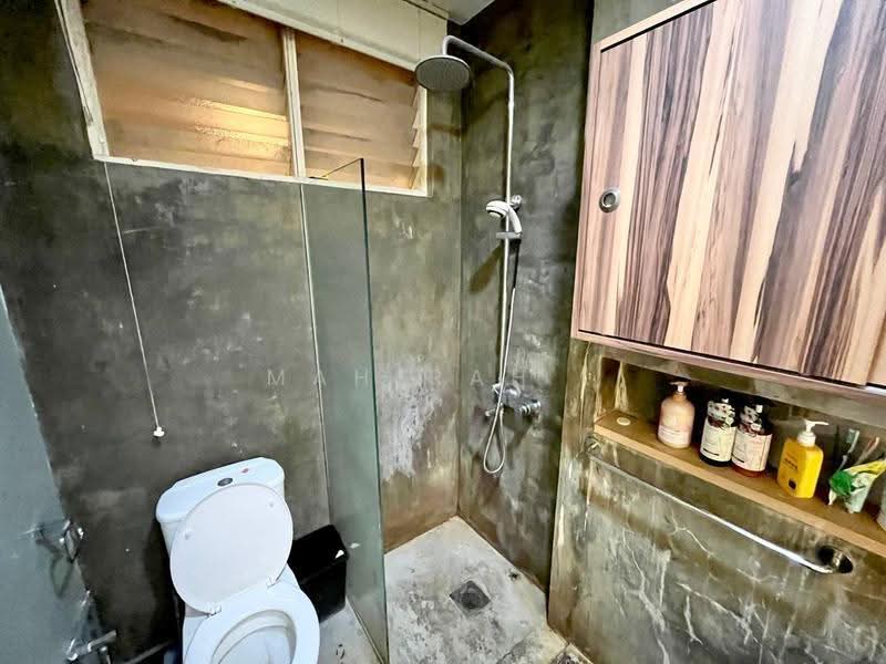 Bungalow House untuk Dijual di Ampang (Selangor) - Mahirah . - Bathroom - PropertyGuru.com.my