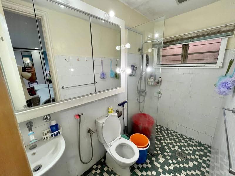 Bungalow House untuk Dijual di Ampang (Selangor) - Mahirah . - Bathroom - PropertyGuru.com.my
