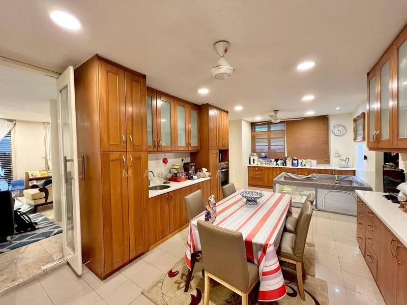 Bungalow House untuk Dijual di Ampang (Selangor) - Mahirah . - Kitchen - PropertyGuru.com.my