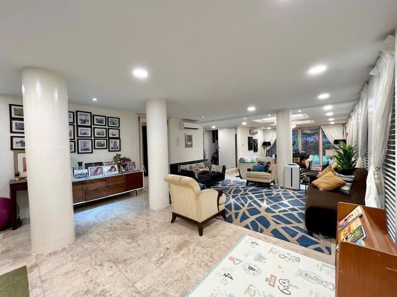Bungalow House untuk Dijual di Ampang (Selangor) - Mahirah . - Living Room - PropertyGuru.com.my