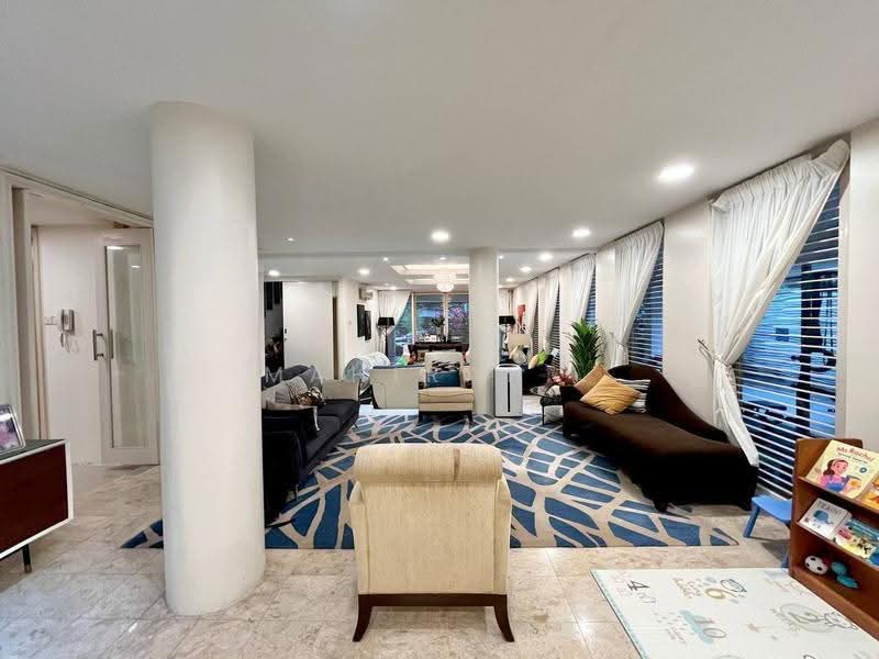 Bungalow House untuk Dijual di Ampang (Selangor) - Mahirah . - Living Room - PropertyGuru.com.my