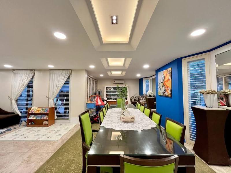 Bungalow House untuk Dijual di Ampang (Selangor) - Mahirah . - Dining Room - PropertyGuru.com.my
