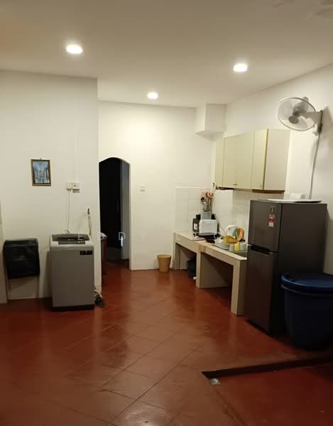 Semi-Detached House for Rent in Limbongan (Klebang) - Eddy Leow - Kitchen - PropertyGuru.com.my