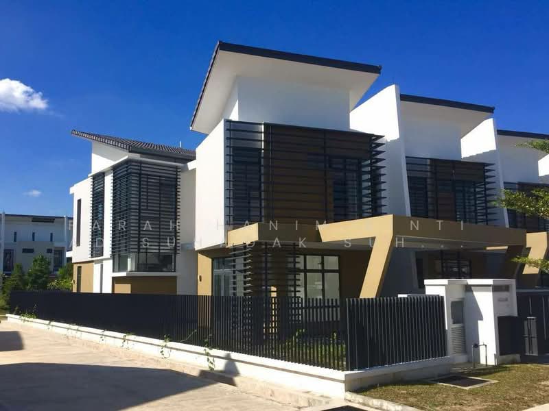 2-storey Terraced House for Sale in Laman Glenmarie (Shah Alam) - FARAH HANIM BINTI AD SUHADAK SUHADAK - Exterior - PropertyGuru.com.my