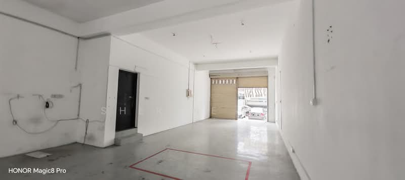 Shop for Rent in BANDAR PUCHONG JAYA (Puchong) - Sherene Goh - Interior - PropertyGuru.com.my