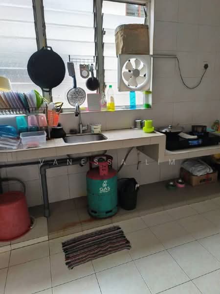 Flat for Sale at Taman Daya - Jalan Bertam 1, 10 and 16 - Vanessa Lim - Kitchen - PropertyGuru.com.my