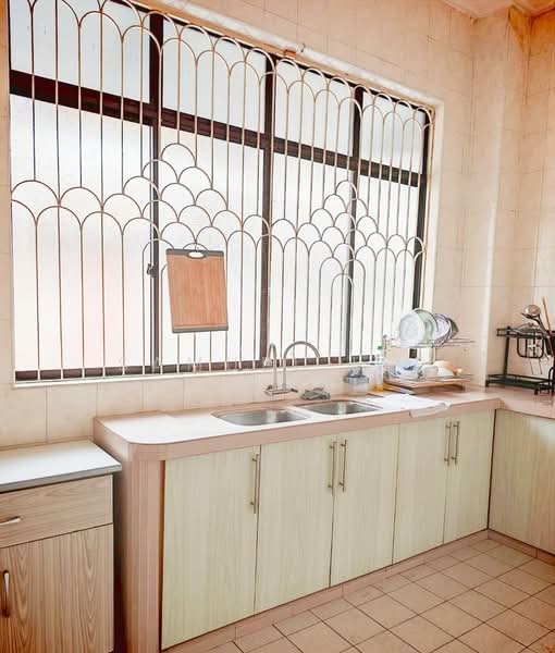1-storey Terraced House for Rent in Taman Rinting (Masai) - Samuel Lee - Kitchen - PropertyGuru.com.my