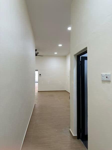 Shop for Rent in Mersing (Johor) - Yit Sin - Corridor - PropertyGuru.com.my