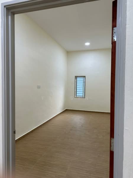 Shop for Rent in Mersing (Johor) - Yit Sin - Interior - PropertyGuru.com.my