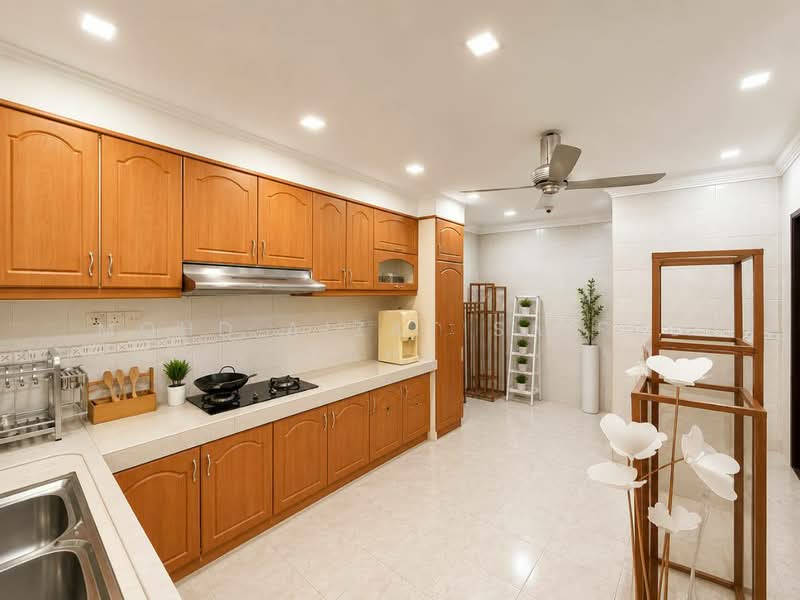 Rumah Teres 2 Tingkat untuk Dijual di Taman Desa Serdang (Seri Kembangan) - Mohd Aizat Saiful Bahri - Kitchen - PropertyGuru.com.my