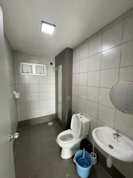 Servis Apartment untuk Disewa di One 49 Residence - Alfred Yap - Bathroom - PropertyGuru.com.my