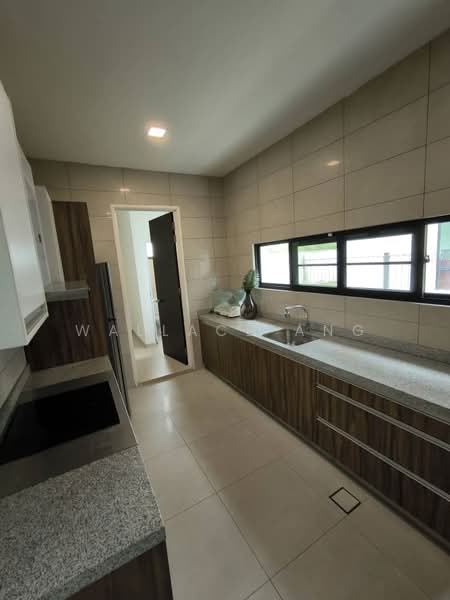 Rumah Banglo untuk Disewa di Senibong (Permas Jaya) - Wallace Ang - Kitchen - PropertyGuru.com.my