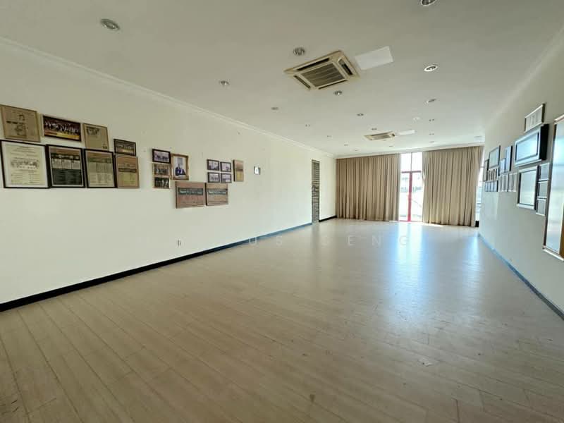 Shop for Sale in Ipoh (Perak) - Marcus Seng - Interior - PropertyGuru.com.my