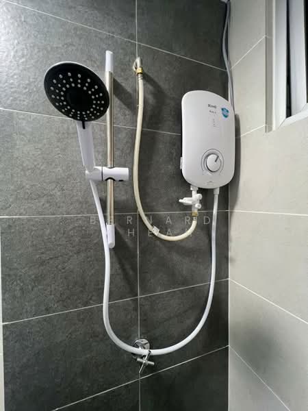 Servis Apartment untuk Disewa di Residensi MH Platinum 2 - Bernard Cheah - Bathroom - PropertyGuru.com.my