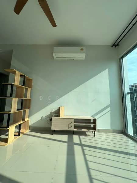 Servis Apartment untuk Disewa di Residensi MH Platinum 2 - Bernard Cheah - Living Room - PropertyGuru.com.my