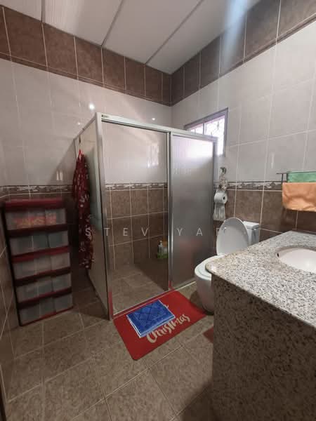 Rumah Berkembar untuk Dijual di Kota Kinabalu (Sabah) - Stev Yap - Bathroom - PropertyGuru.com.my