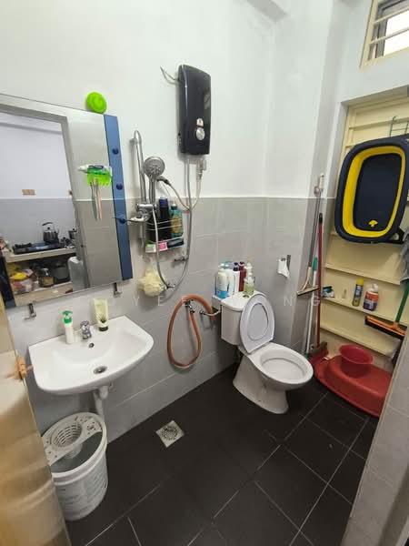 2-storey Terraced House for Sale in Selayang (Selangor) - Coyee Wong - Bathroom - PropertyGuru.com.my