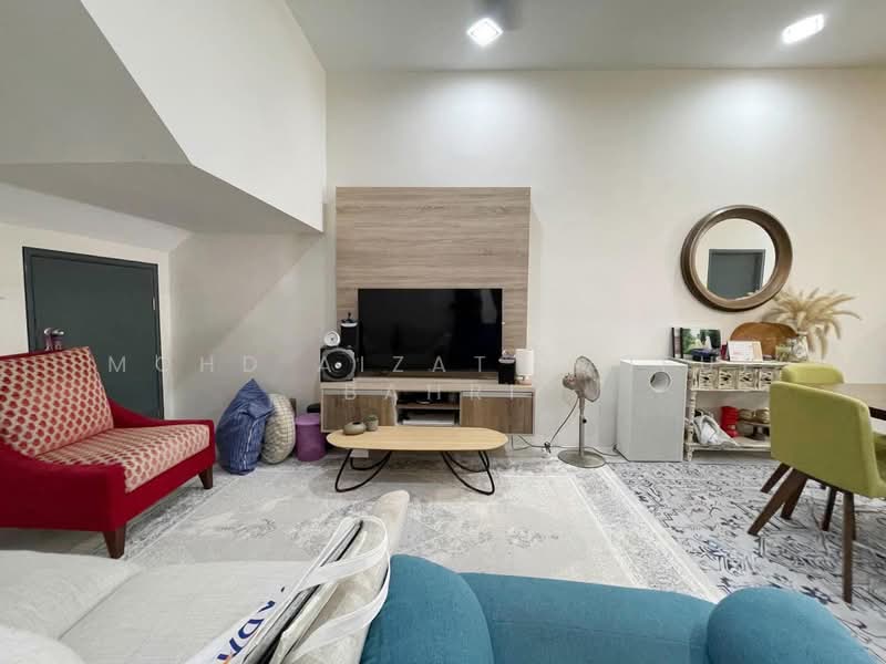 Rumah Teres 2 Tingkat untuk Dijual di Dengkil (Selangor) - Mohd Aizat Saiful Bahri - Living Room - PropertyGuru.com.my