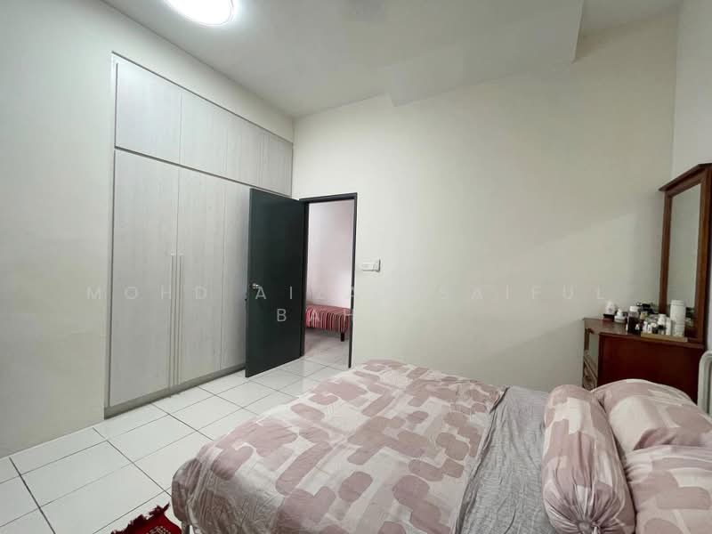 Rumah Teres 2 Tingkat untuk Dijual di Dengkil (Selangor) - Mohd Aizat Saiful Bahri - Bedroom - PropertyGuru.com.my