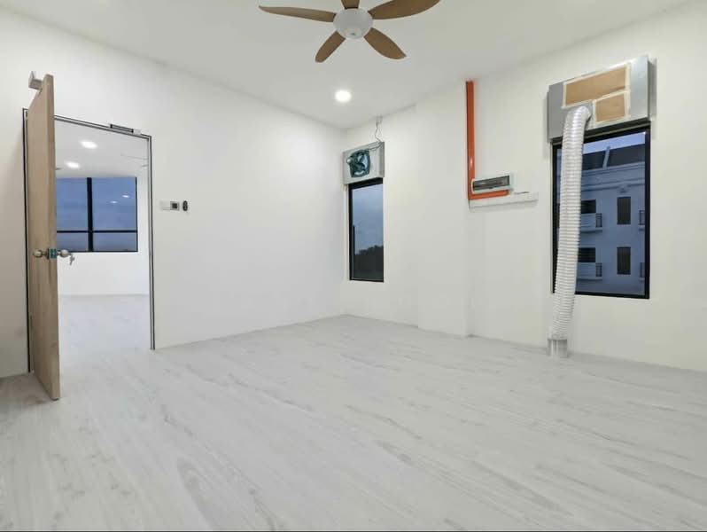 Kedai / Pejabat untuk Dijual di Taman Ekoflora (Johor Bahru) - Jane Ngoi - Interior - PropertyGuru.com.my