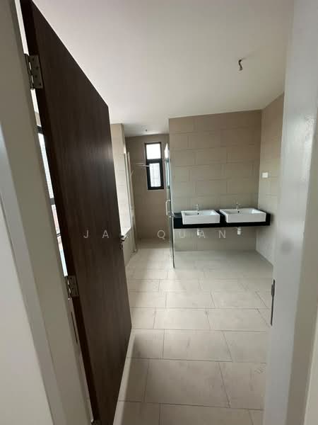 Kondominium untuk Disewa di Valencia Residence - Jax Quan - Bathroom - PropertyGuru.com.my