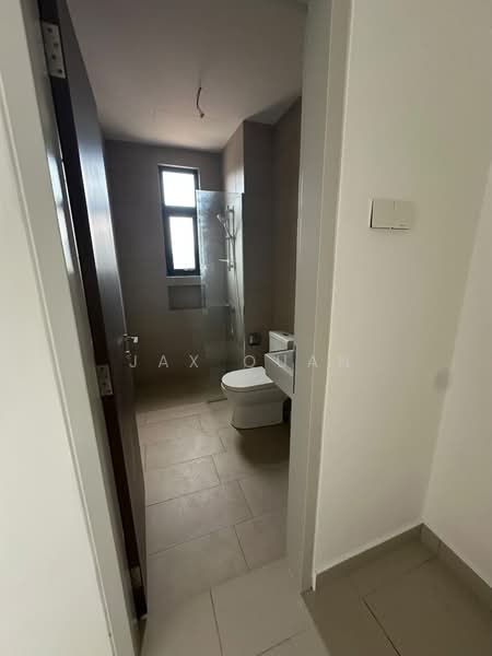 Kondominium untuk Disewa di Valencia Residence - Jax Quan - Bathroom - PropertyGuru.com.my
