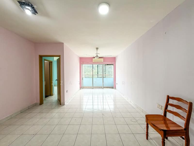Flat for Sale at Flora Damansara Flat - Izzat Zamros - Living Room - PropertyGuru.com.my
