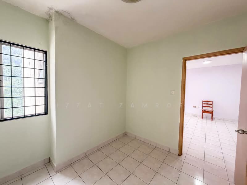 Flat for Sale at Flora Damansara Flat - Izzat Zamros - Interior - PropertyGuru.com.my