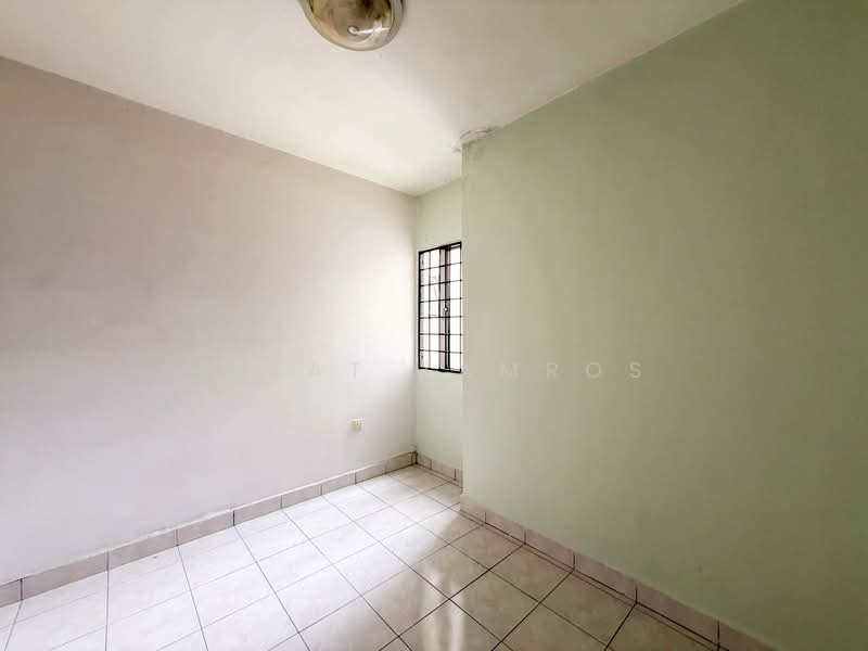 Flat for Sale at Flora Damansara Flat - Izzat Zamros - Interior - PropertyGuru.com.my
