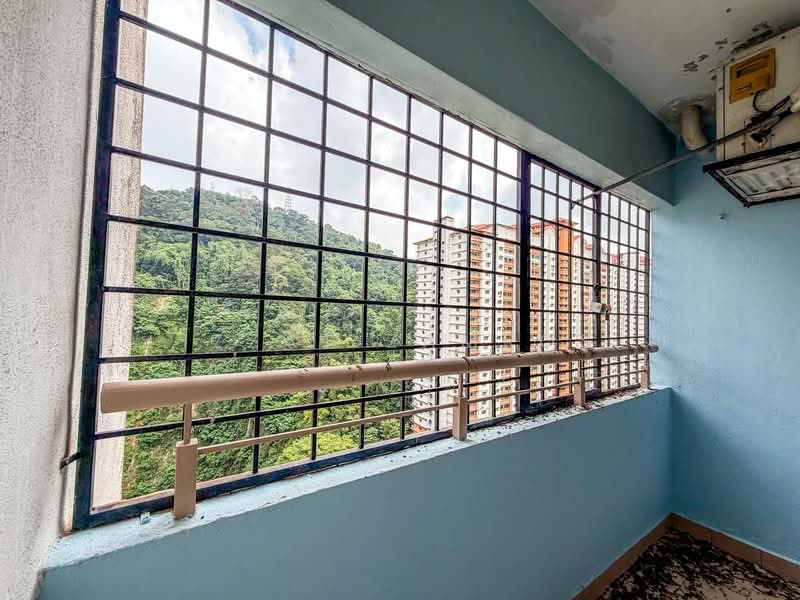 Flat for Sale at Flora Damansara Flat - Izzat Zamros - Balcony - PropertyGuru.com.my