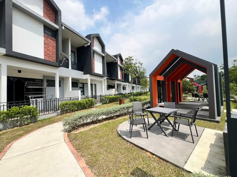 Terraced House for Rent in Sungai Buloh (Selangor) - Adaw Zain - Exterior - PropertyGuru.com.my
