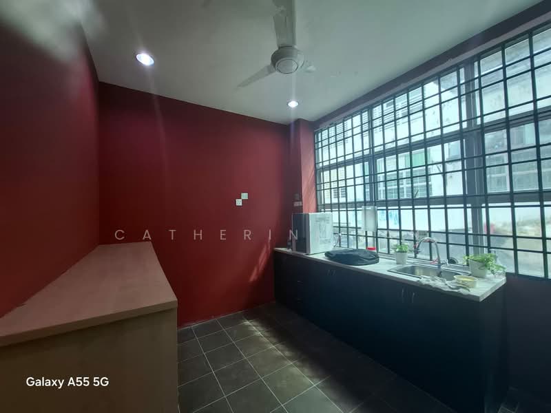 Pejabat untuk Disewa di Putra Heights (Subang Jaya) - Catherine Tan - Kitchen - PropertyGuru.com.my