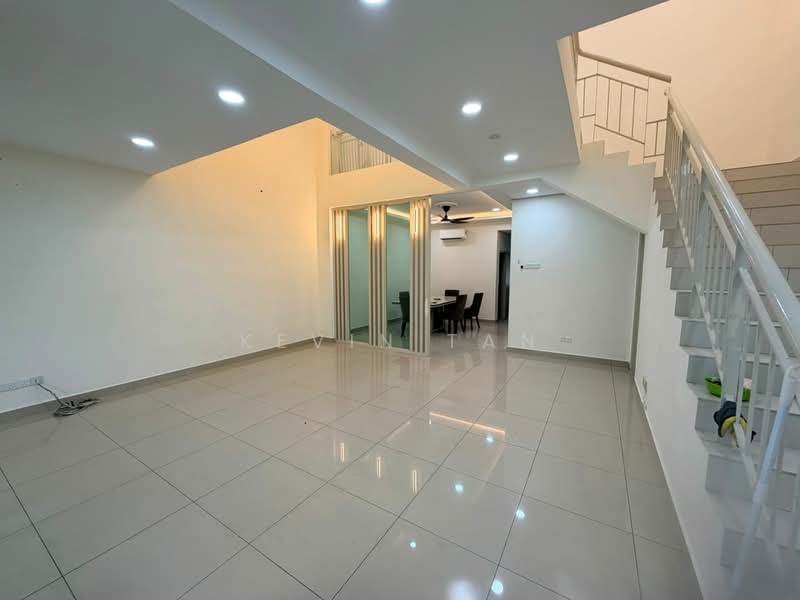 2-storey Terraced House for Rent in Lakeside Residences (Puchong) - Kevin Tan - Living Room - PropertyGuru.com.my